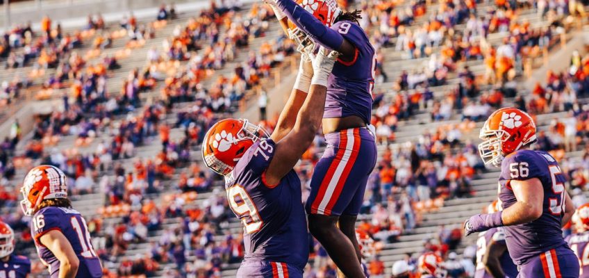 Clemson players celebrate touchdown during final home game of 2020 season