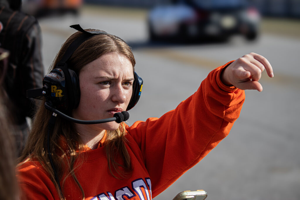 Hadley Smith on the team radio as race engineer.