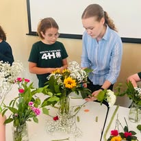4-H Floral Arrangement Class
